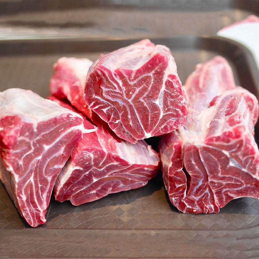 Trong 100gam thịt bò này có chứa đến 28 gam protein cùng với đa dạng các loại vitamin và khoáng chất