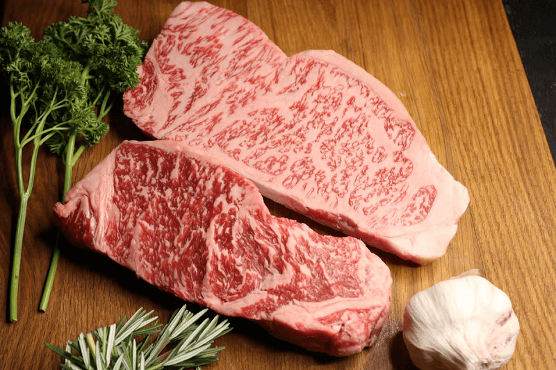 Thịt bò Matsusaka thường được phục vụ tại các nhà hàng cao cấp
