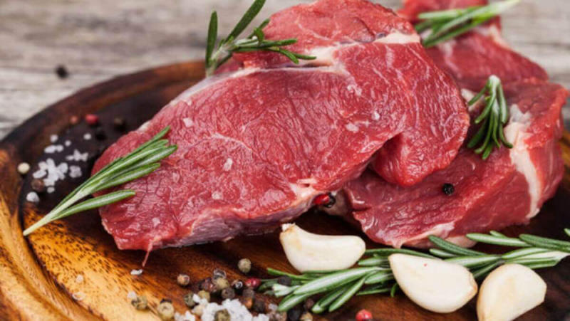 Thịt bò cũng rất giàu những chiếc khoáng và vitamin cần thiết