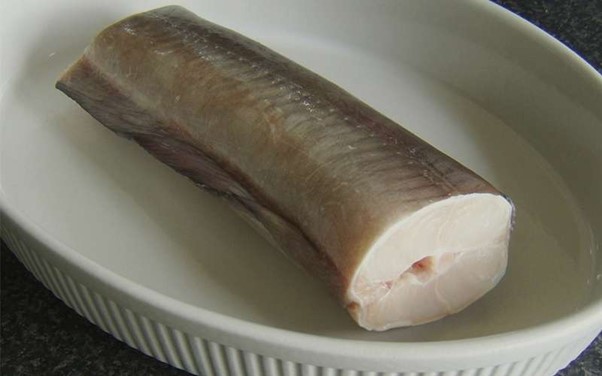 Không nên sử dụng thịt lươn cùng với thịt bò