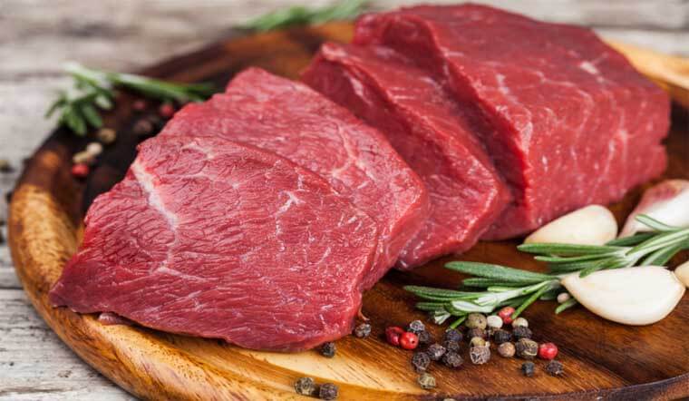Thịt bò ăn thường được kết hợp với nhiều loại rau 