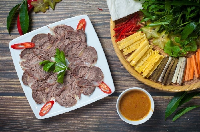 Cuốn thịt bò chặt tay 